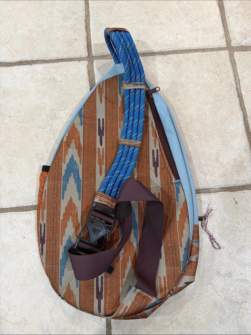 KAVU Paxton Pack sling bag